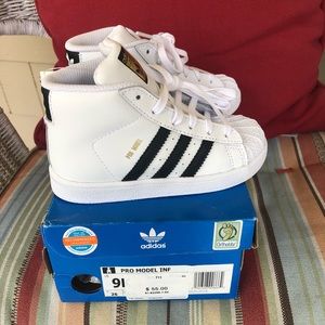 Toddler Adidas shell toes